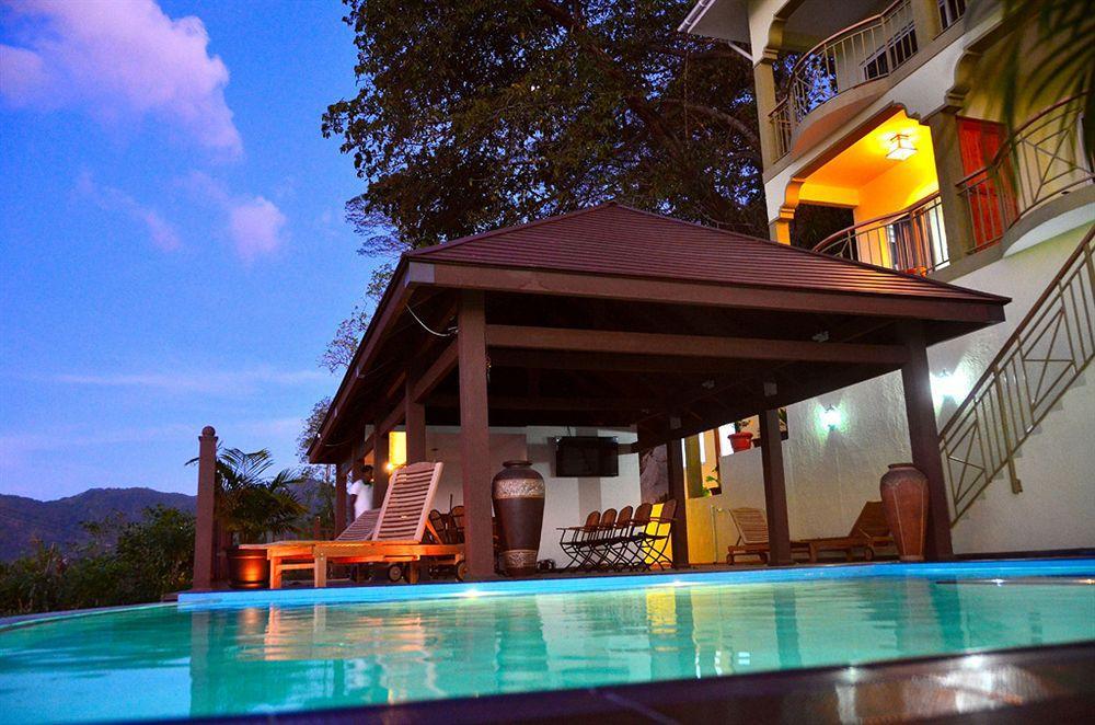 Treasure Cove Hotel y Restaurante Bel Ombre Exterior foto